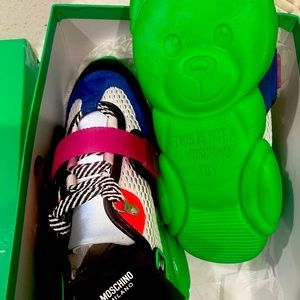 Moschino Teddybear sneakers!!! Authentic and hard to find, size 8.5